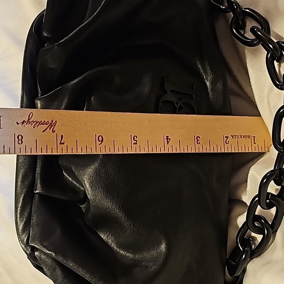 Badgley Mischka clutch style bag with metal chain black new with tag - Picture 7 of 9